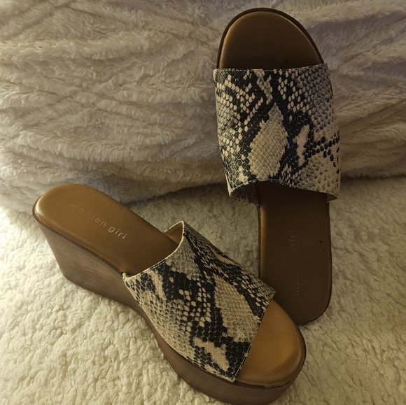 MADDEN GIRL Sexy Snakeskin Texture Print Slip On Wedged Clogs 🌼 Sz. 9 - Picture 3 of 8